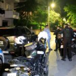 Ψάχνουν τι όπλισε το χέρι του 57χρονου που πυροβόλησε τη σύζυγό του και μετά αυτοκτόνησε - Οι δύο κρότοι και η κραυγή «βοήθεια» που ακούστηκε