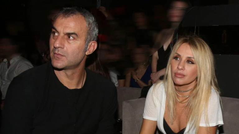 Γωγώ Μαστροκώστα: Από το Ευηνοχώρι στην τηλεοπτική καριέρα – Η σχέση της με τον Τραϊάνο Δέλλα και η άνιση μάχη με τον καρκίνο