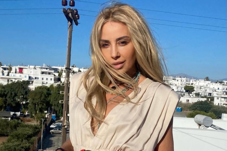 «Λύγισαν» οι Αιτωλοακαρνάνες από τον χαμό της Γωγώς Μαστροκώστα (VIDEO)