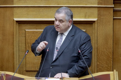 Στο στόχαστρο του ΠΑΣΟΚ ο Σπανάκης για ενοικίαση ακινήτου στα ΕΛΤΑ – «Είναι της αδερφής μου, δεν εισπράττω ούτε ένα ευρώ»