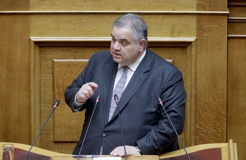 Στο στόχαστρο του ΠΑΣΟΚ ο Σπανάκης για ενοικίαση ακινήτου στα ΕΛΤΑ – «Είναι της αδερφής μου, δεν εισπράττω ούτε ένα ευρώ»