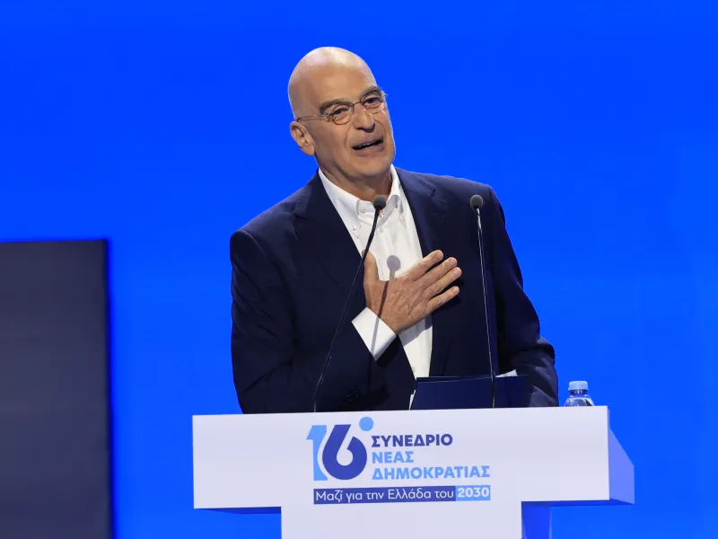 Οι «βόμβες» Δένδια στο συνέδριο της ΝΔ και τα μηνύματα Μητσοτάκη με το βλέμμα στις εκλογές