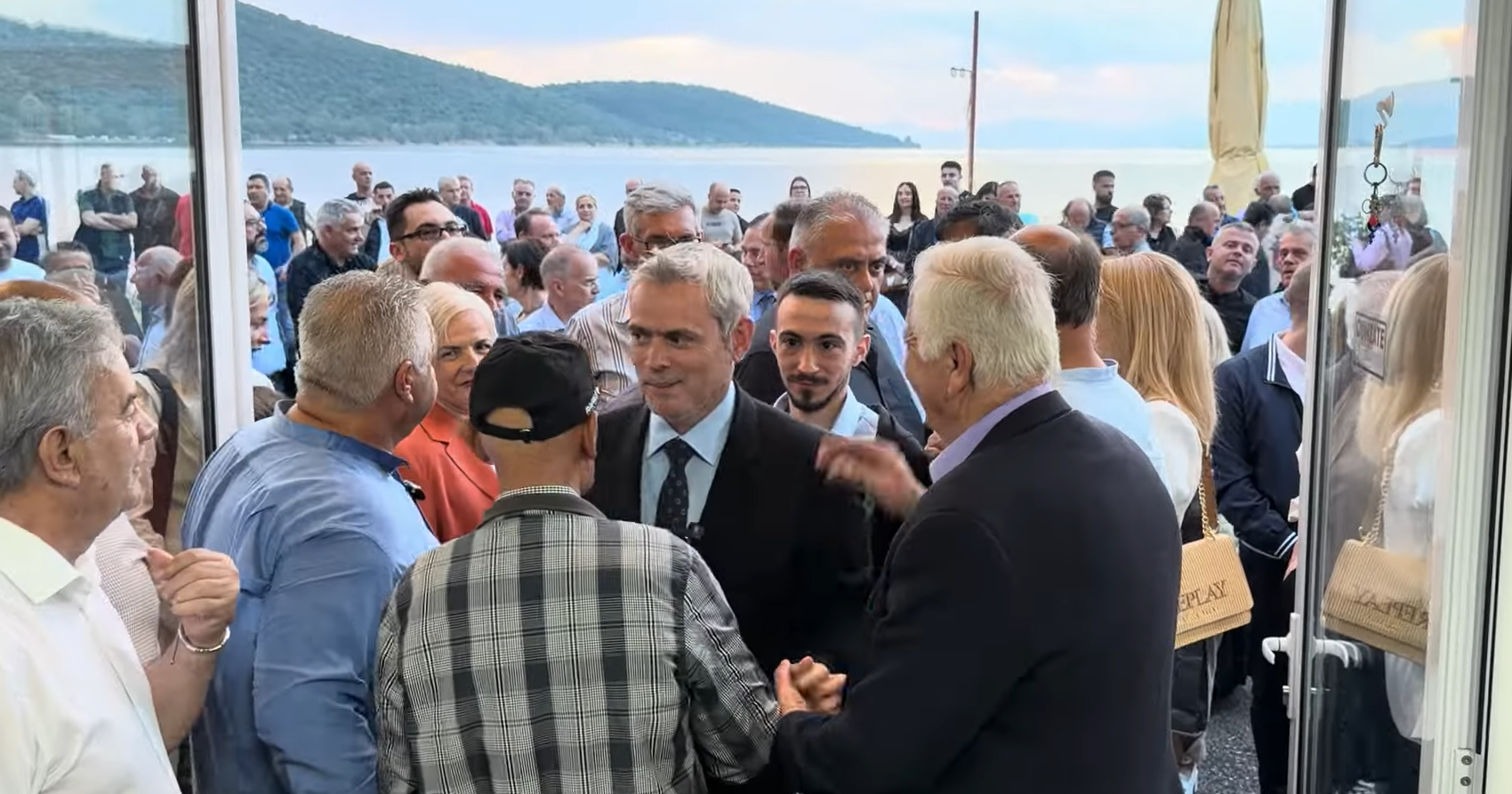 Το αδιαχώρητο στην ομιλία του Κώστα Καραγκούνη στην Αμφιλοχία