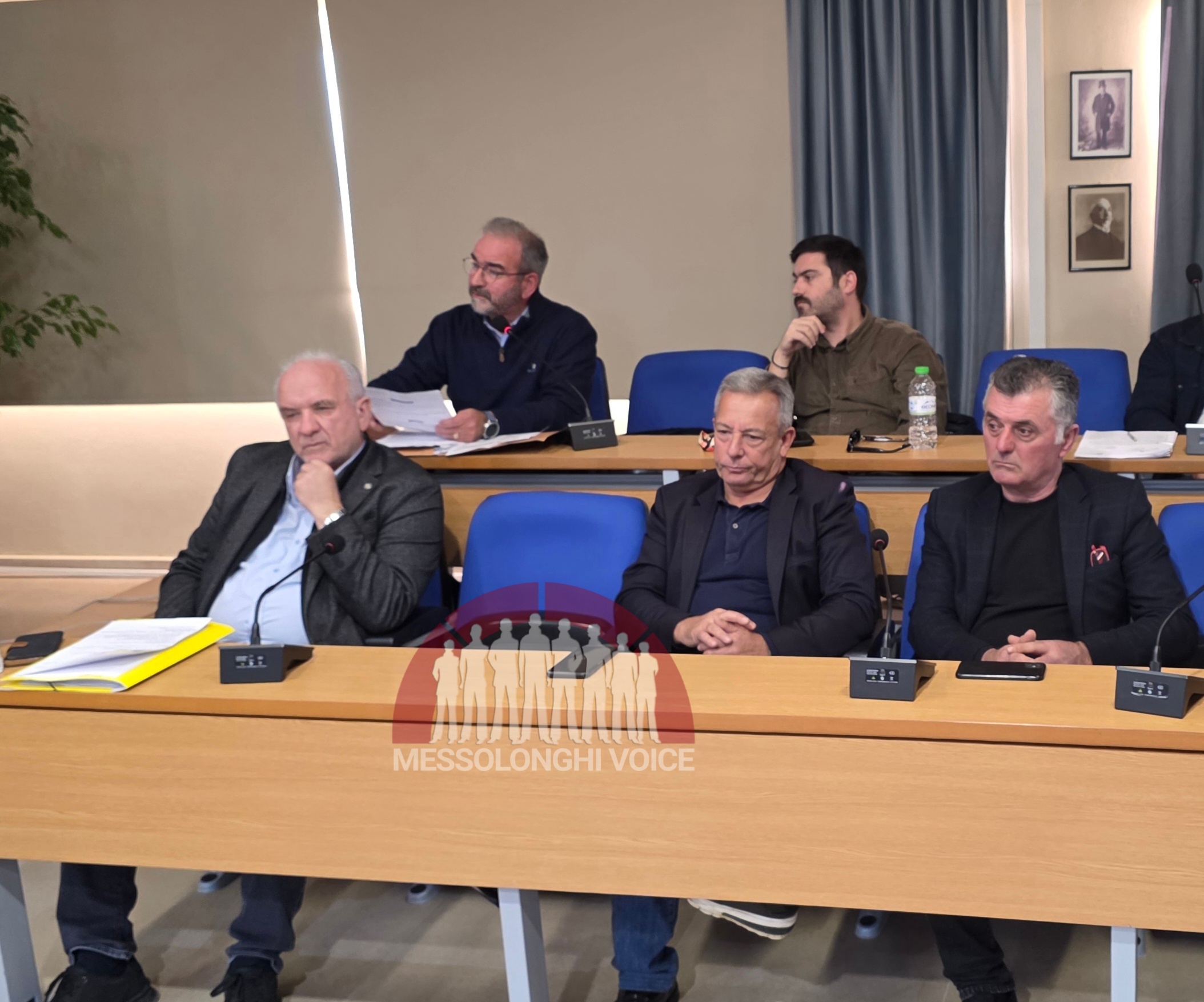 Γιώργος ή Κώστας; – Ή μήπως… Κώστας ή Γιώργος;