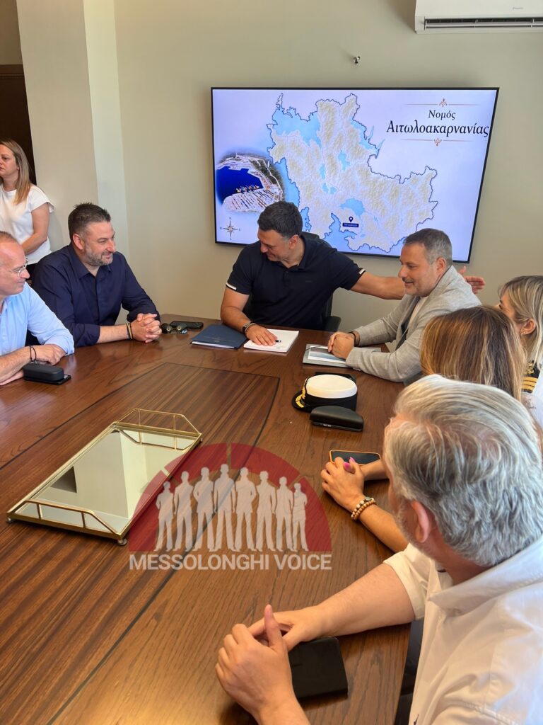 Στο Μεσολόγγι ο Υπουργός Ναυτιλίας Βασίλης Κικίλιας (φωτο)
