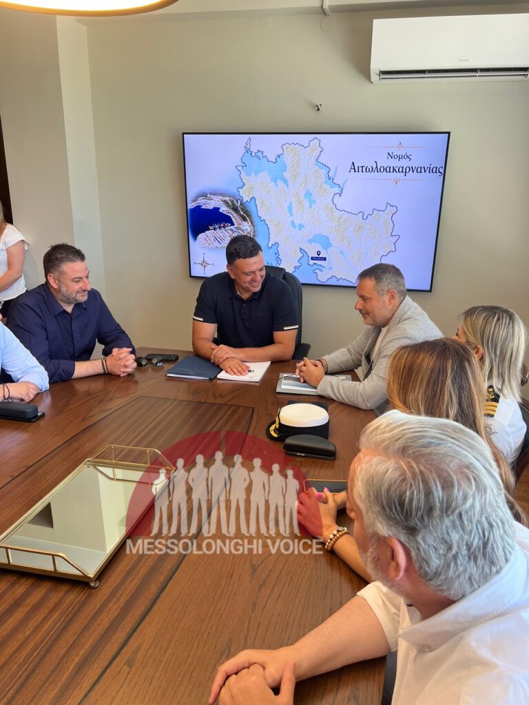 Στο Μεσολόγγι ο Υπουργός Ναυτιλίας Βασίλης Κικίλιας (φωτο)