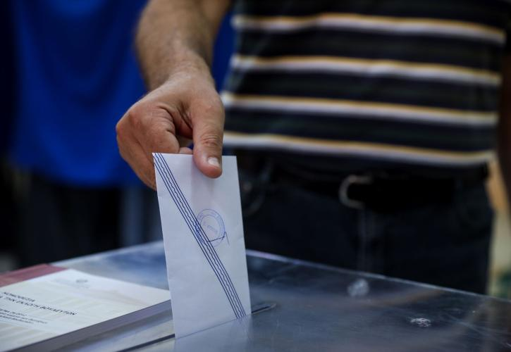 Δημοσκόπηση Alco: Σε χειρότερη οικονομική κατάσταση το 47% - Σχεδόν 5 στους 10 δεν θα πάνε διακοπές