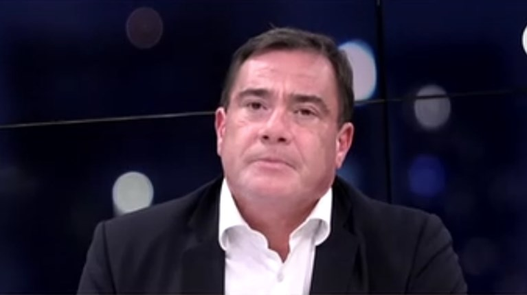 Ο Φεύγας δεν… «φεύγει», αλλά η επιστολή του προκάλεσε πονοκέφαλο στο Μαξίμου