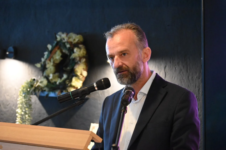 Γρ. Θεοδωράκης: «Οι αντίπαλοι της ΕΛ.Α.Σ. βρίσκονται σε βαθύ πανικό – Ο Τσίπρας επιστρέφει πιο έτοιμος από ποτέ»