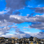 Καιρός σήμερα 10/06: Έρχεται ζέστη έως 34 βαθμούς – Που θα ξεσπάσουν βροχές και καταιγίδες