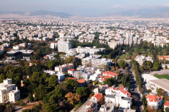 Ανακαινίζω: Στις 15 Ιουνίου ανοίγουν οι αιτήσεις, τα κριτήρια και ο στόχος