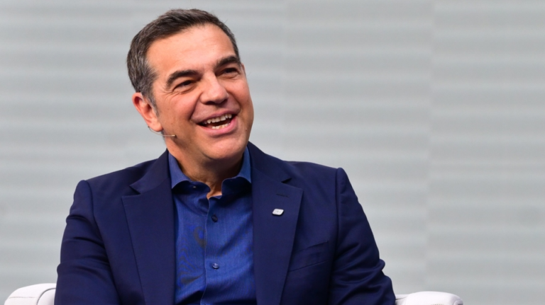 Τσίπρας: Αν κάποιος δεν θα μπορούσε να οδηγεί ούτε πατίνι είναι ο κ. Μητσοτάκης