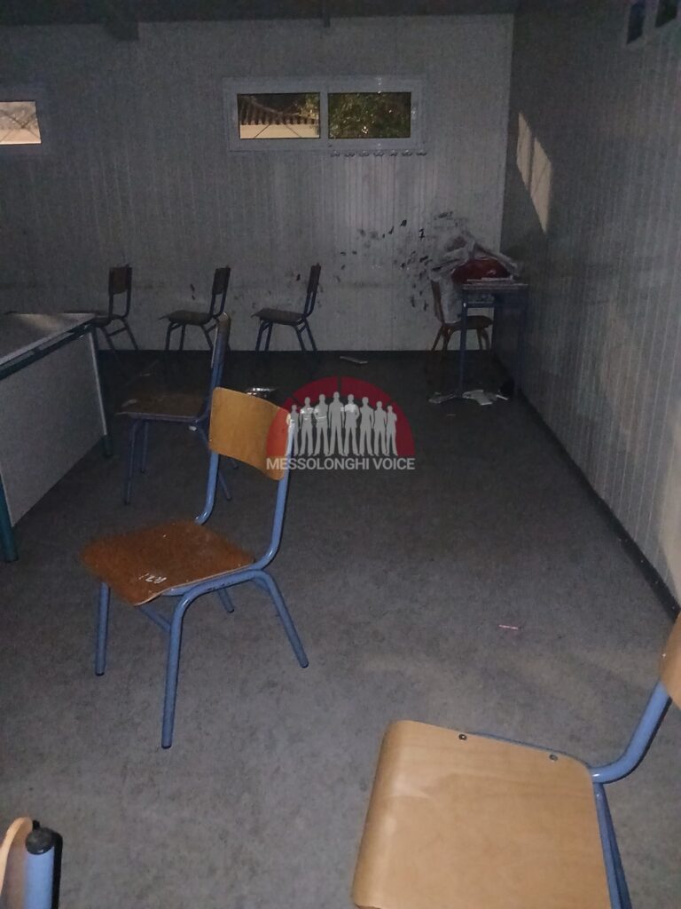 Μεσολόγγι: Συνελήφθησαν τρεις ανήλικοι για φθορές στην Παλαμαϊκή Σχολή