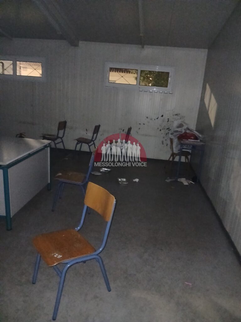 Μεσολόγγι: Συνελήφθησαν τρεις ανήλικοι για φθορές στην Παλαμαϊκή Σχολή