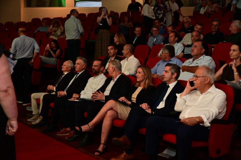 Νέα ΚΑΠ 2028-2034: Στην Πάτρα ο Εθνικός Διάλογος – τι διεκδικεί η Ελλάδα για μικρό κλήρο, ορεινότητα και κτηνοτροφία