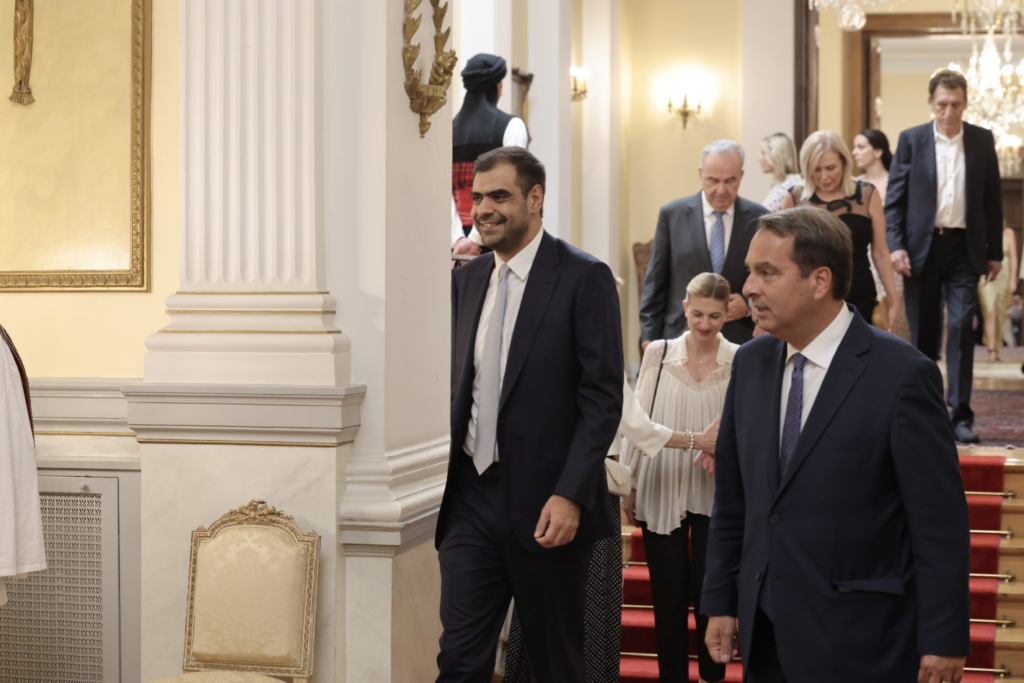 Χωρίς Τσίπρα, Σαμαρά και Καραμανλή η δεξίωση για τα 52 χρόνια της Δημοκρατίας