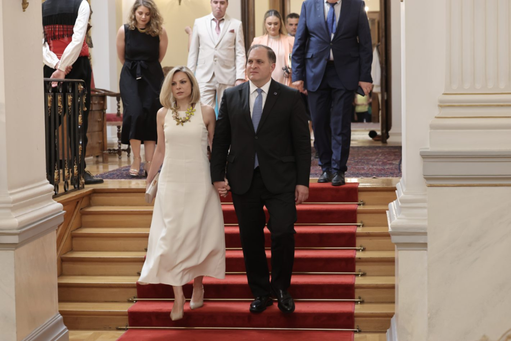 Χωρίς Τσίπρα, Σαμαρά και Καραμανλή η δεξίωση για τα 52 χρόνια της Δημοκρατίας