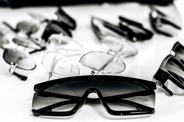 Ray-Ban Meta: Πόσο κοστίζουν τα «έξυπνα» γυαλιά του Άδωνι Γεωργιάδη που έγιναν viral