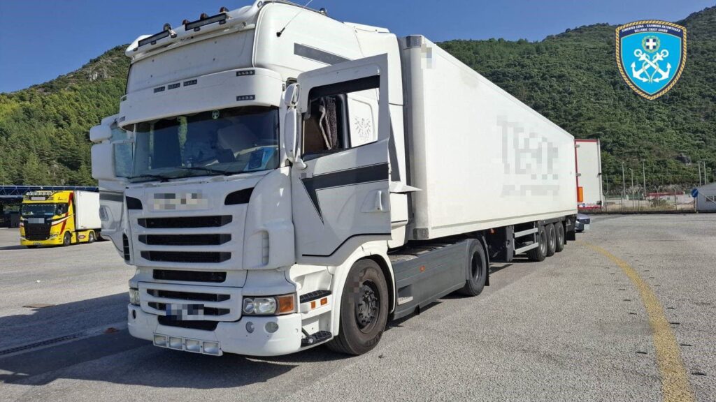 Ηγουμενίτσα: Κατάσχεση 92 κιλών «σκάνκ» μέσα σε φορτηγό – Συνελήφθη 54χρονος