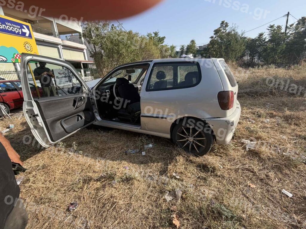 Σοβαρό τροχαίο στη Λάρισα: Τραυματίστηκαν 24χρονη και το 4χρονο παιδί της – Στο Πανεπιστημιακό Νοσοκομείο (ΦΩΤΟ)