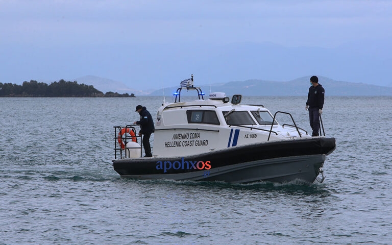 Επιχείρηση του Λιμενικού στο Δρέπανο για Προσάραξη Σκάφους Αναψυχής