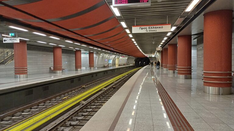 Μετρό: Σταθμάρχες ζητούν περισσότερη αστυνόμευση μετά τον ξυλοδαρμό συναδέλφου τους στον Κορυδαλλό