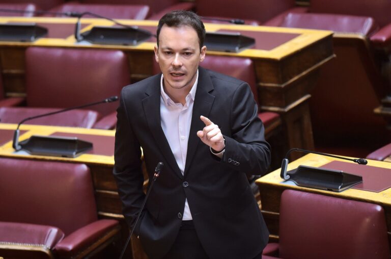 «Ένα φάρμακο λιγότερο, μια ελπίδα λιγότερη» – Παρέμβαση Ζαμπάρα για τις ελλείψεις ογκολογικών φαρμάκων