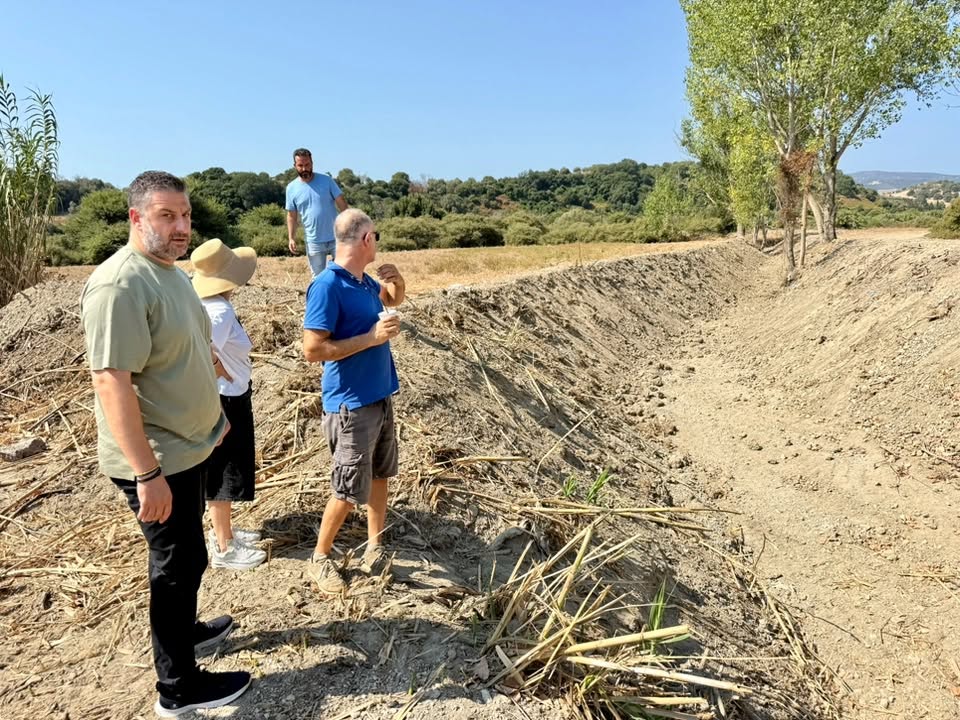 Αντιπλημμυρικά έργα στην Πλαγιά Βόνιτσας: Επίβλεψη από τον Θανάση Μαυρομμάτη για τη θωράκιση της περιοχής