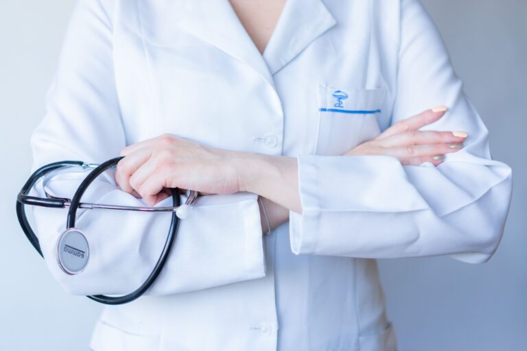 ΑΣΕΠ: 1.102 αιτήσεις για 315 θέσεις γιατρών και νοσηλευτών – Ποια η ηλικιακή κατανομή των υποψηφίων