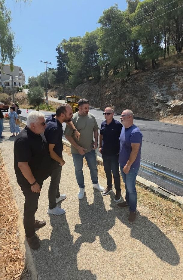 Αιτωλοακαρνανία: Αλλάζει όψη η δυτική ακτογραμμή της Αμφιλοχίας – Στο 90% η ασφαλτόστρωση του έργου των 2,5 εκατ. ευρώ