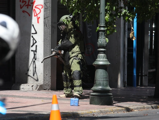 Φιλελλήνων: «Λήξη συναγερμού» – Ολοκληρώθηκε ο έλεγχος του ύποπτου αντικειμένου (ΦΩΤΟ)
