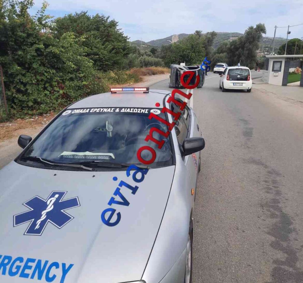 Ανατροπή Ι.Χ. στον κόμβο Αφρατίου – Δύο 18χρονες τραυματίες