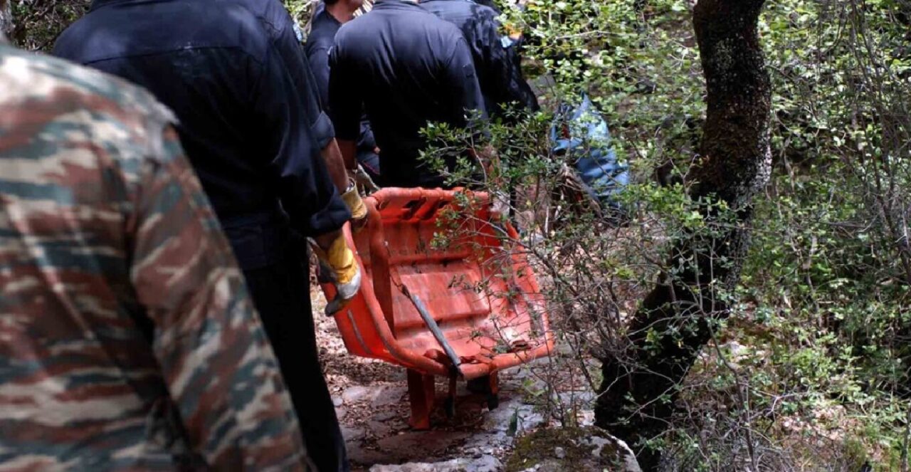 Διάσωση 23χρονου στα Ιωάννινα: Τραυματισμένος σε δύσβατο σημείο – Επιχείρηση της ΕΜΑΚ με φορείο