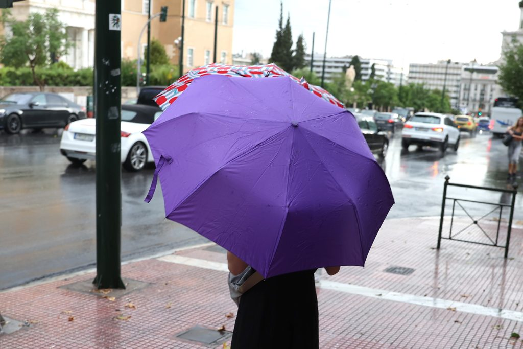 Καιρός: Η προειδοποίηση Αρναούτογλου για ισχυρές καταιγίδες – Που θα χτυπήσουν σήμερα το βράδυ