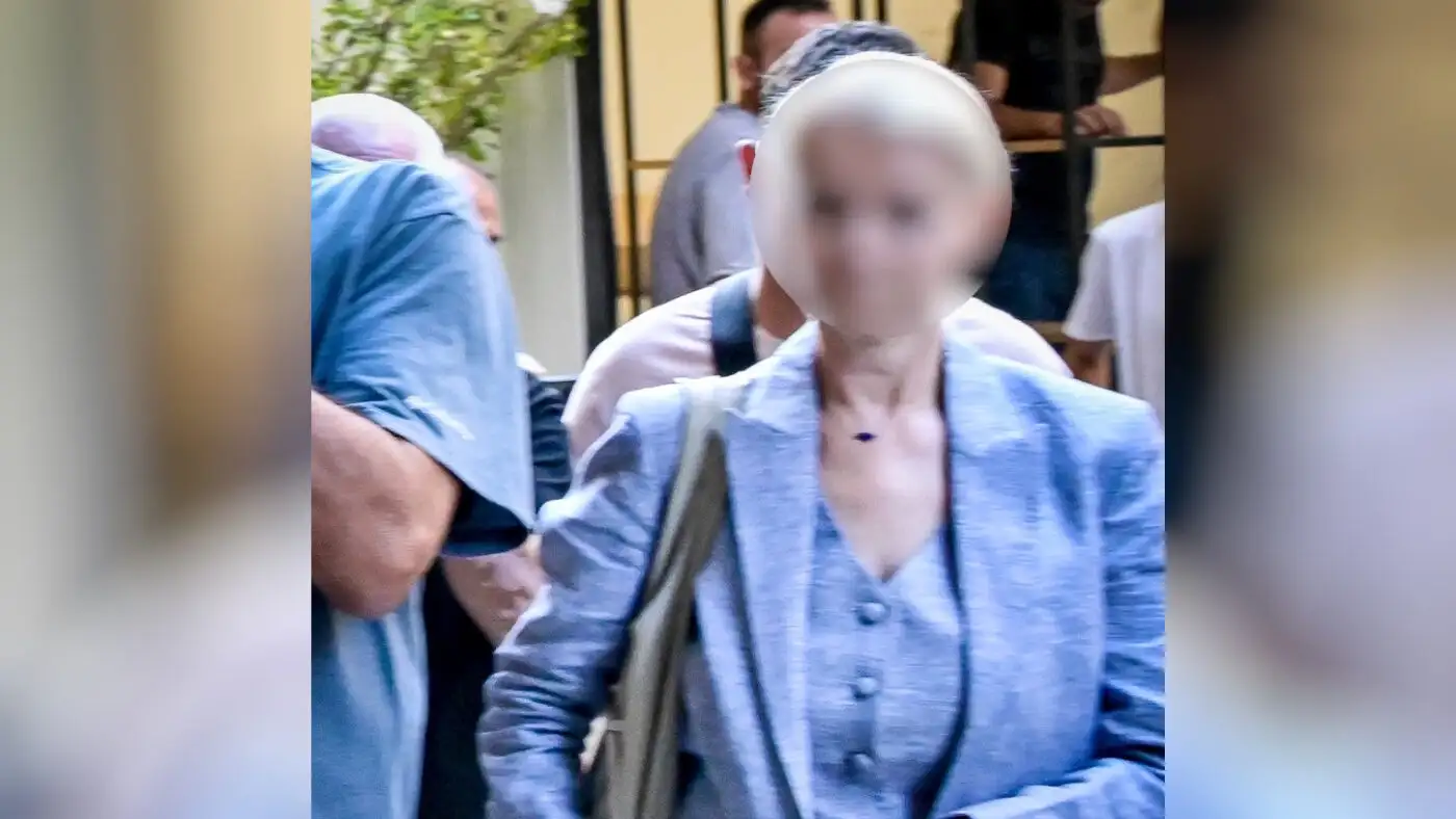 Νέα καταγγελία «φωτιά» για την γιατρό του Κολωνακίου: “Ήμασταν υγιείς και μας διέγνωσε καρκίνο στις σάλπιγγες και μικρόβια στο αίμα”