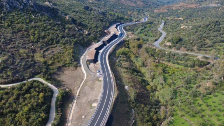 Λαμία-Καρπενήσι σε χρόνο ρεκόρ -Ξεκλειδώνει το νέο μεγάλο έργο της Κεντρικής Ελλάδας