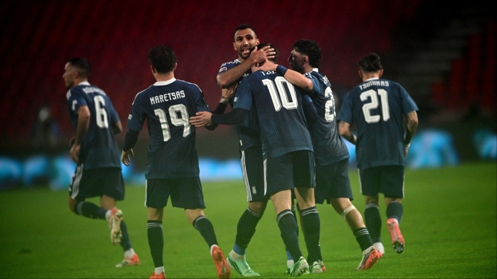 Επική ανατροπή για την Ελλάδα με Δουβίκα, 2-1 τη Σερβία και απόδραση από το Βελιγράδι, δείτε τα γκολ