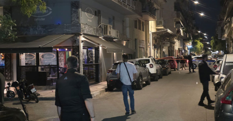 Συναγερμός στον Άγιο Παντελεήμονα: «Γάζωσαν» καφέ και τραυμάτισαν 10χρονο κορίτσι, δείτε βίντεο και φωτογραφίες