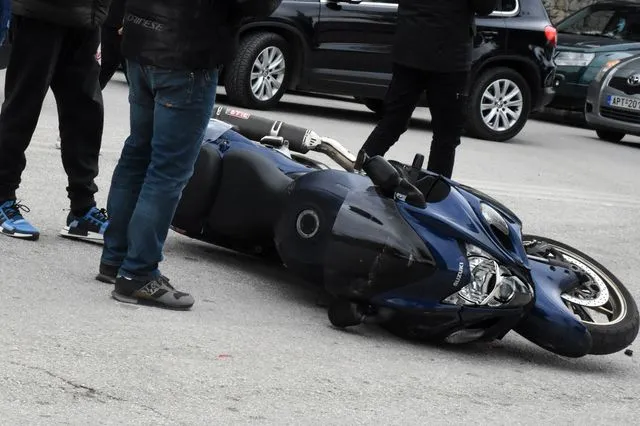 Τραγωδία στο κέντρο της Αθήνας – Τρεις νεκροί σε τροχαίο στη Λ. Αλεξάνδρας