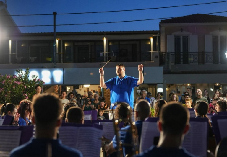 Ο Μεσολογγίτης Ανδρέας Χασιώτης Νέος Αρχιμουσικός στη Φιλαρμονική Σχολή Ληξουρίου