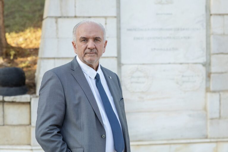 Πρώην Δήμαρχος Μεσολογγίου στην Εισαγγελία για τις μαζικές κοπές δέντρων – Κατέθεσε μηνυτήρια αναφορά