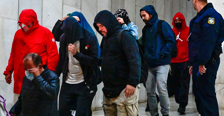 Φούρνοι Χωριάτικο: Βαριές ποινικές διώξεις για 9 κακουργήματα και δύο πλημμελήματα στους 59 κατηγορούμενους