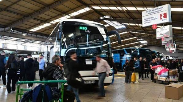Η τσουχτερή τιμή των καυσίμων «γέμισε» τα λεωφορεία του ΚΤΕΛ Αιτωλοακαρνανίας