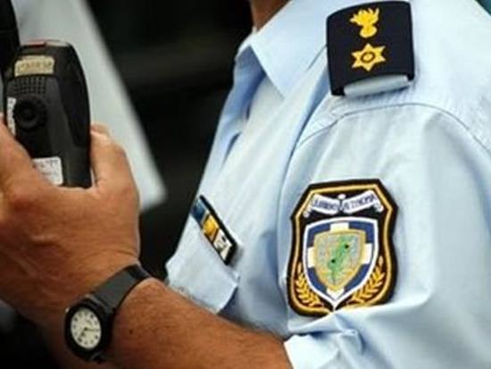 Αιτωλοακαρνανία: Συνελήφθη άνδρας με δύο ασυρμάτους συντονισμένους σε συχνότητα της ΕΛΑΣ