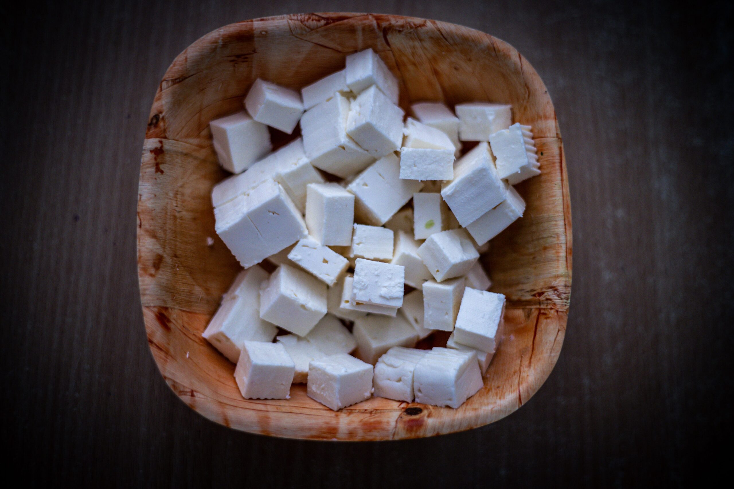 Ανατιμήσεις «φωτιά» πριν τα Χριστούγεννα – Στο τραπέζι καλάθι «Γιορτές για όλους» με μειώσεις έως 25%