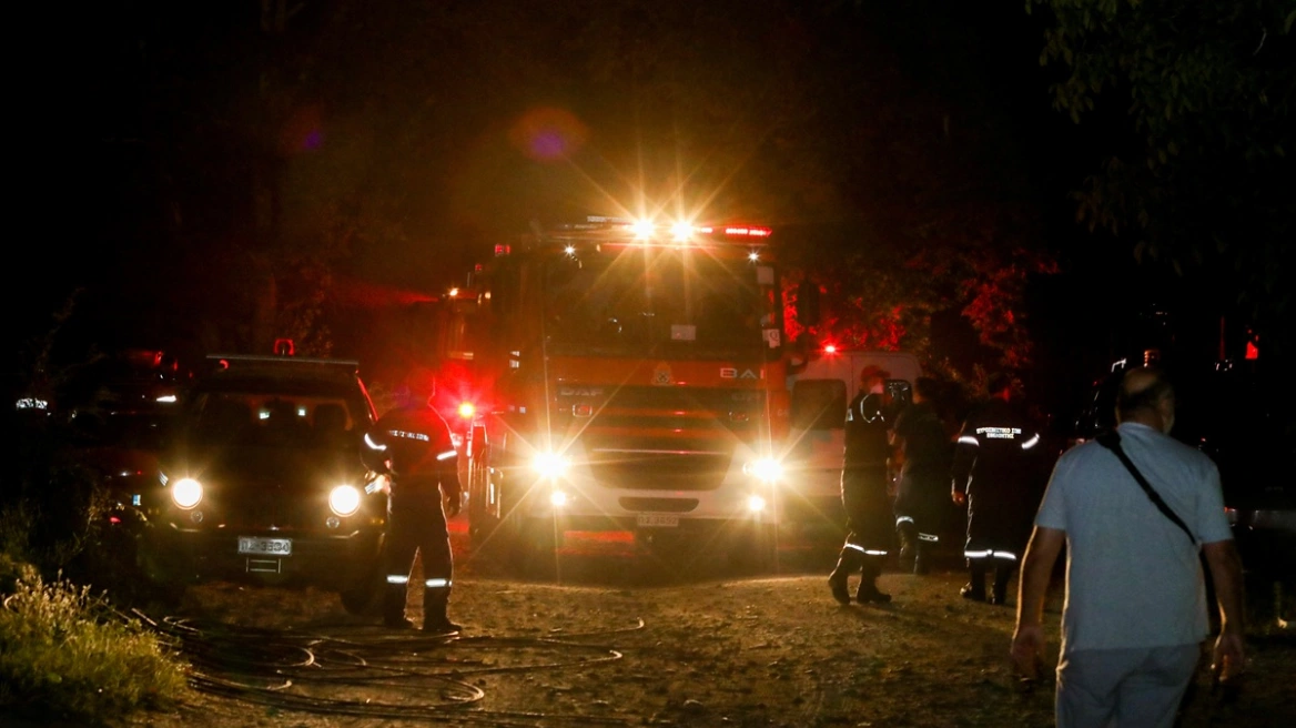 Φωτιά τώρα στον Φραγκίστα Ευρυτανίας: Μεγάλη κινητοποίηση της Πυροσβεστικής – Επιχειρούν 8 πυροσβέστες και υδροφόρες