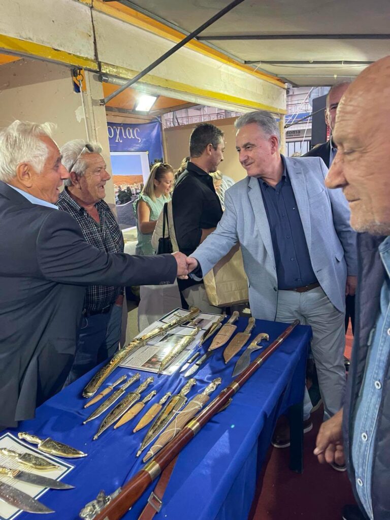 Καββαδάς από Αμφιλοχία: «Εντός Οκτωβρίου η ενίσχυση για τις ζωοτροφές» - Πρωτιά για την Αιτωλοακαρνανία στις εκμεταλλεύσεις